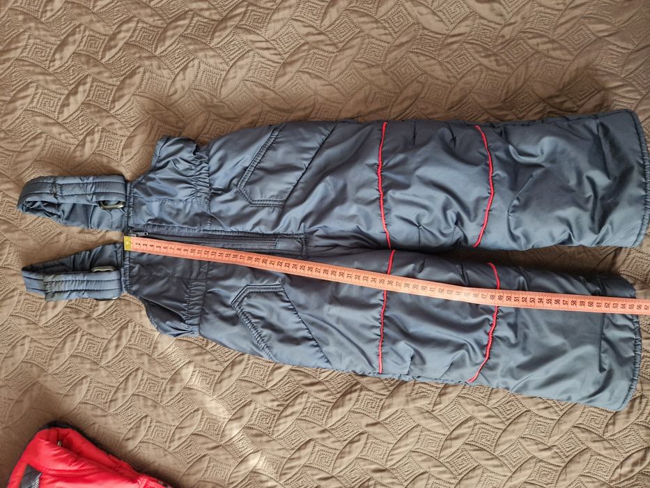 Зимовий комбінезон