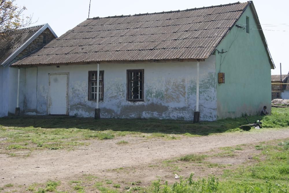 ДОМ (Здание под дом)