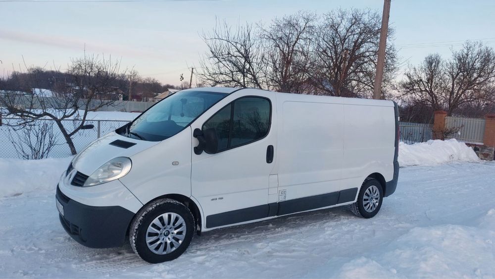 Рено трафік 2014року