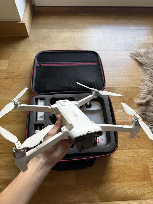 Dron fimi x8 se + dodatkowa bateria jak nowy