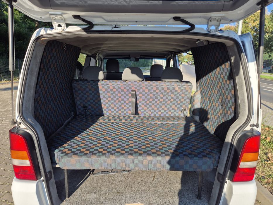 Mercedes-Benz Vito 2.2 CDI 2002r klimatyzacja łóżko alu16