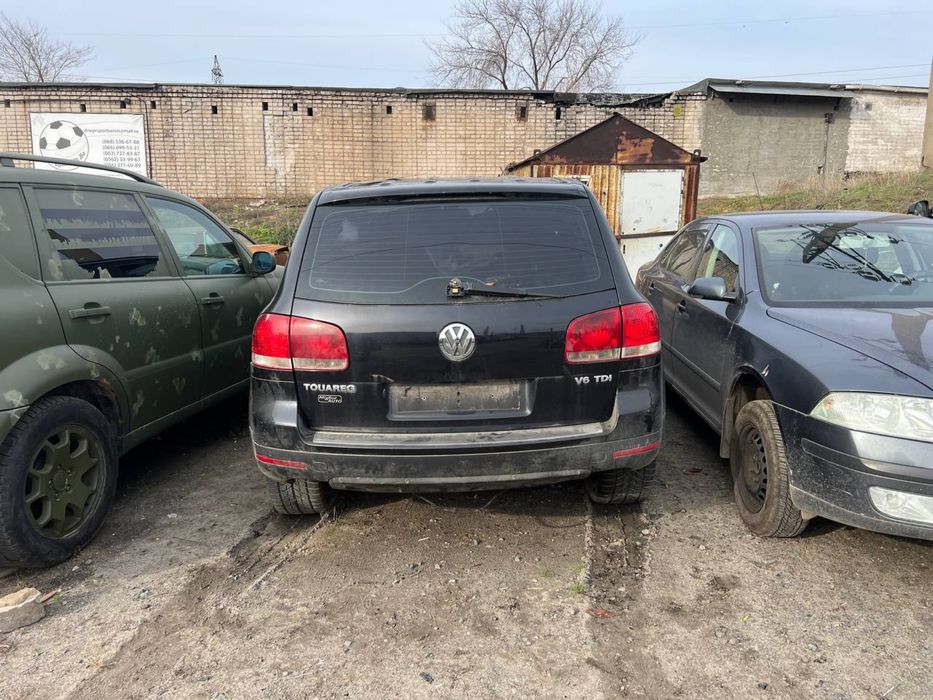 Двері Volkswagen Touareg 2006