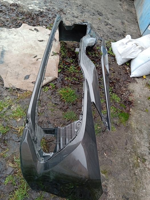 Передній бампер TOYOTA CAMRY VIII XV70