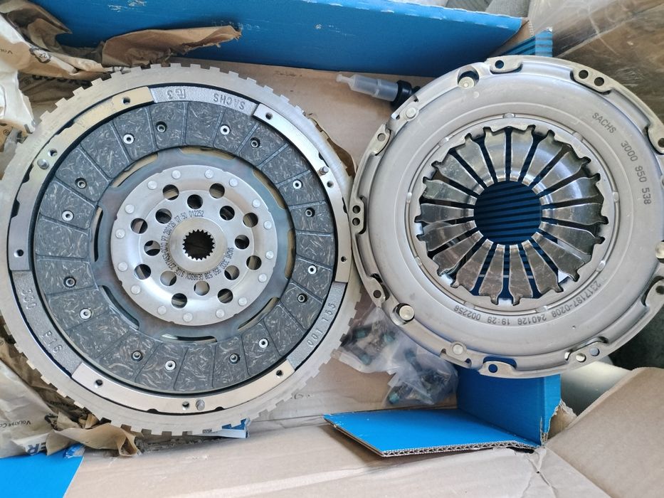 Kit de Embraiagem com volante bimassa para motores Renault 1.5 DCI - Novo