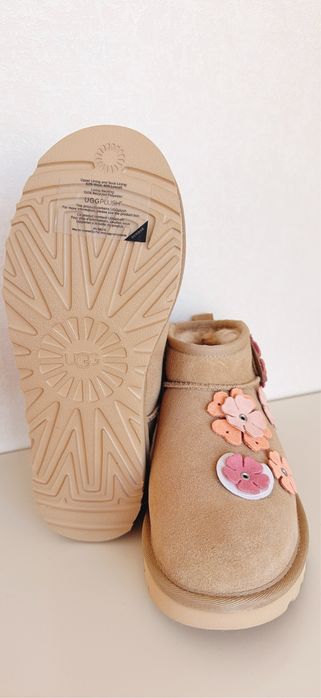 Продам оригінальні UGG