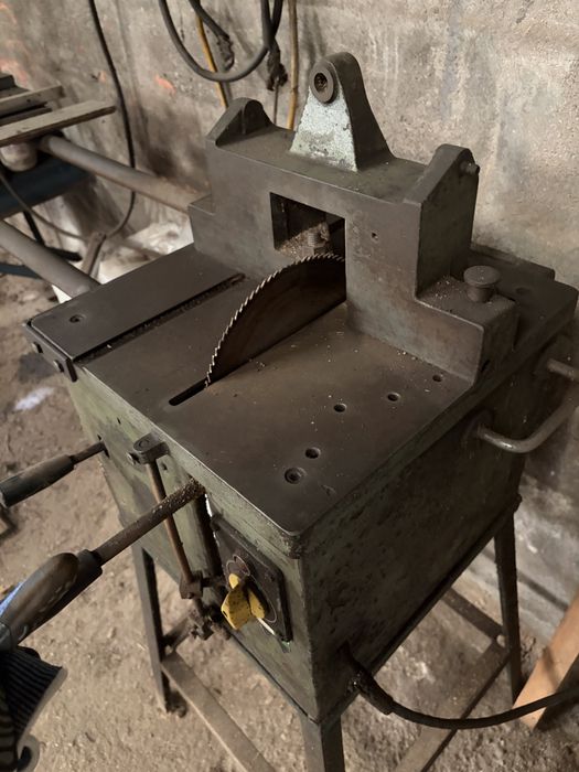 Maquina corte aluminio