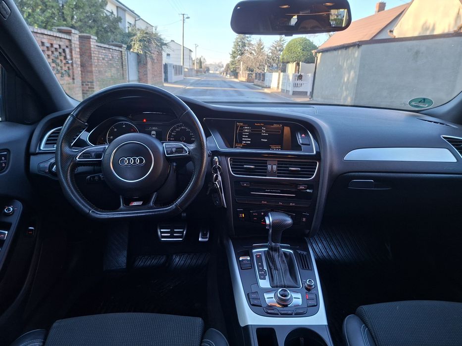 Audi A4 2.0Tdi 190km sline