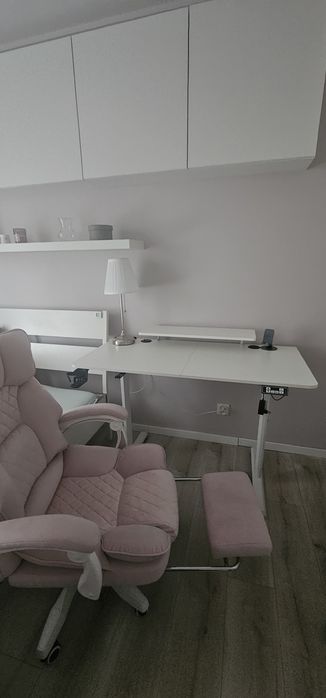 Zestaw fotel gemingowy + biurko z regulacją wysokości