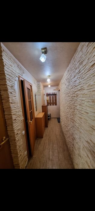 Сдаётся квартира в самом центре города.