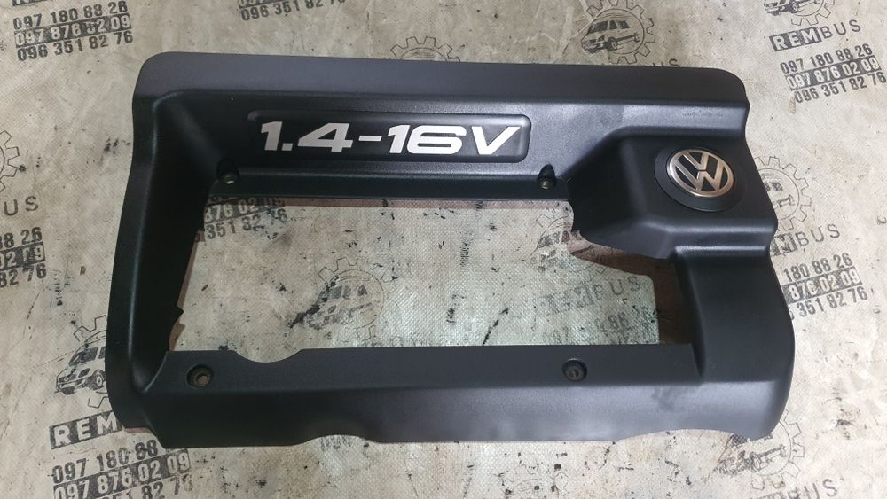 Декоративна кришка двигуна vw golf 5, touran, b6, 1.4 16v