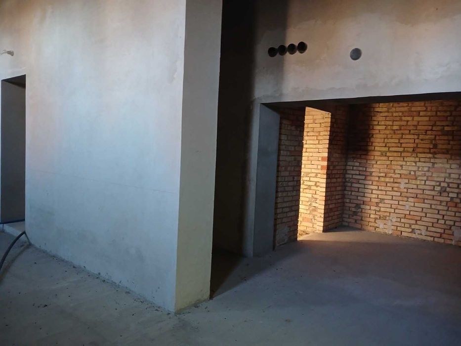 Крушинка буд. 373м.кв. + гараж 58м.кв. 20 соток ПОРУЧ З ОЗЕРОМ