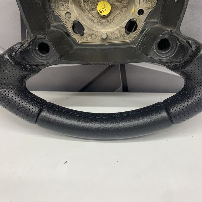 Перетягнутий руль до Т5 Caddy Transporter B6 Passat на обмін