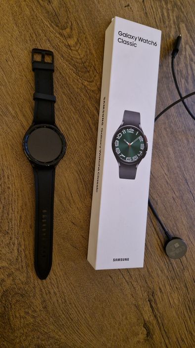 Samsung Galaxy Watch 6 smartwatch