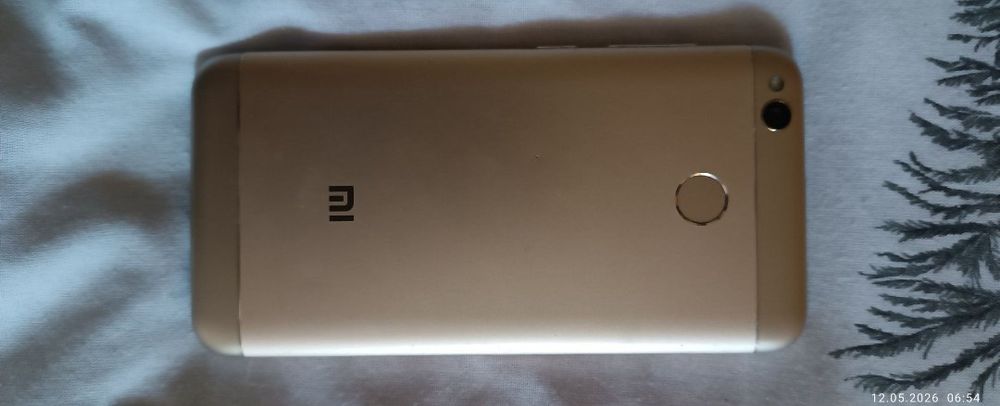 Телефон Redmi 4x