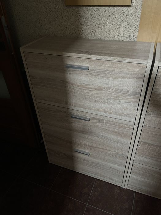 Szafka na buty (Jysk)