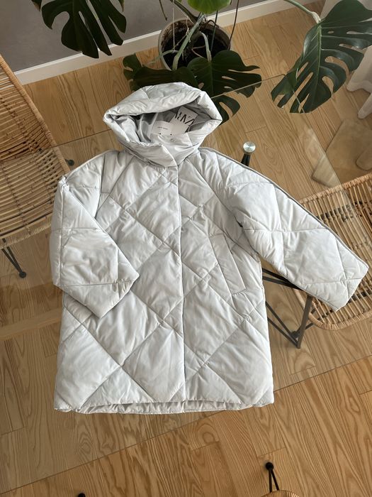 Зимова пухова куртка Zara