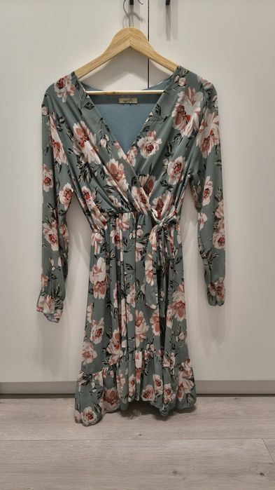 Sukienka w kwiaty rozm.uniwersalny