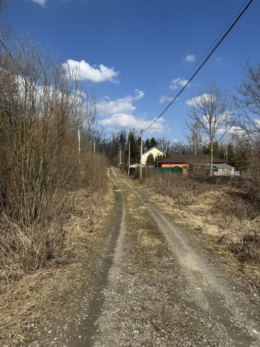Стоянка. Три ділянки по 10 соток. Можна обʼєднати.