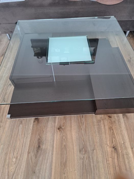 Ława ze szklanym blatem i szufladami