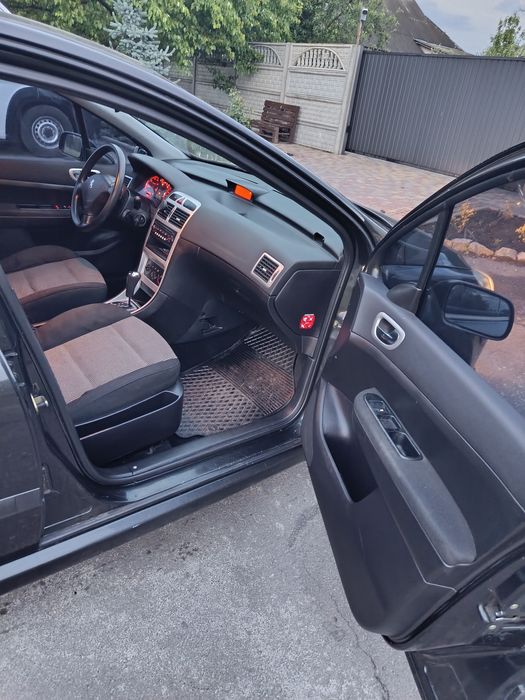 Продам Пежо 307 автомат 1.6 газ/бензин