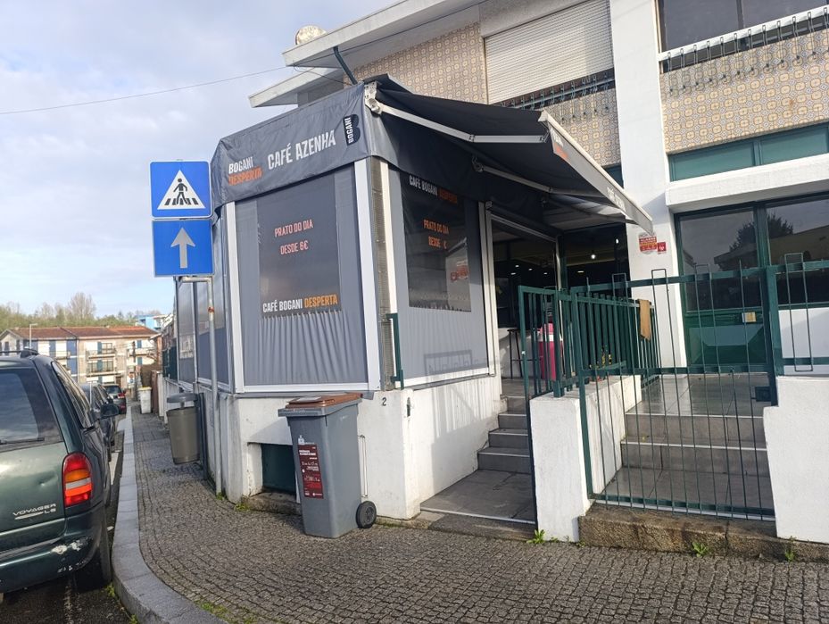 Trespasse Café Restaurante em Gueifães