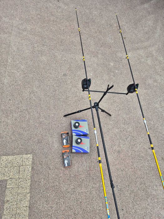 zestaw sumowy 2 kije 240cm 2 kołowrotki