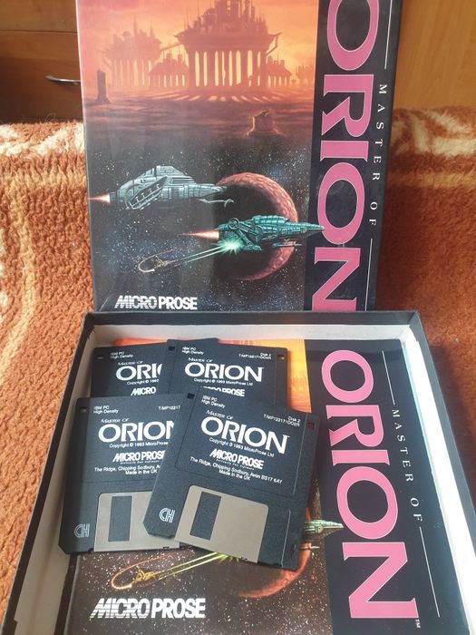 Компьютерная игра Master of Orion в коробке, дискеты