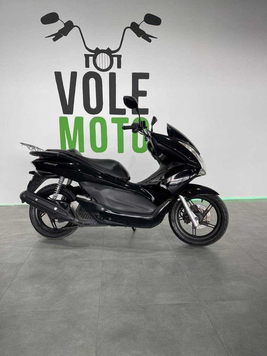 Скутер Honda PCX 125