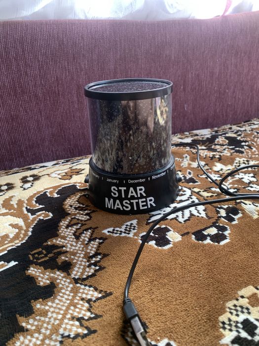 Проектор зоряного неба STAR MASTER