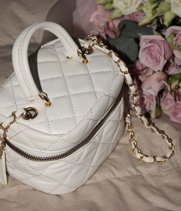 Сумочка в стилі Vanity bag