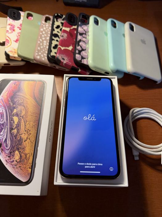 IPhone XS Dourado 64GB