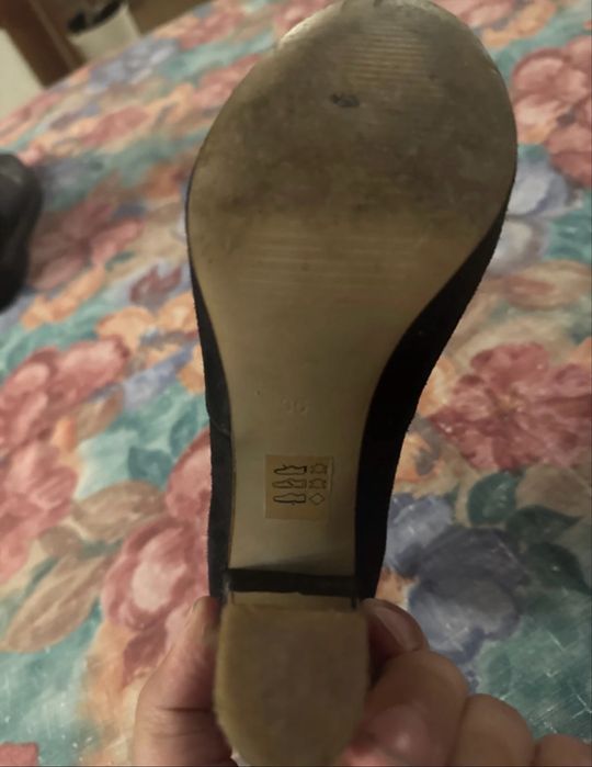 Sapatos de salto alto