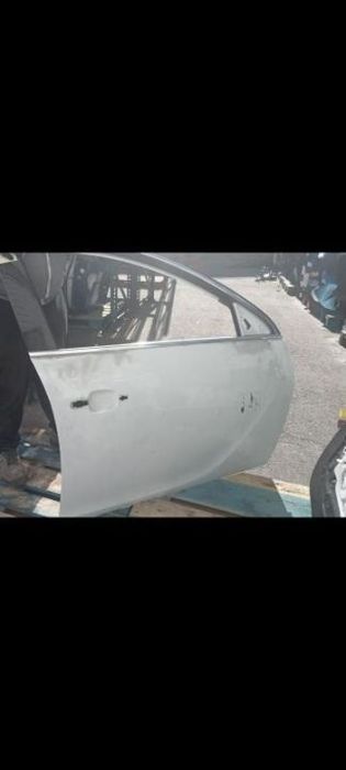 Porta frente direita Opel Insignia A 08-