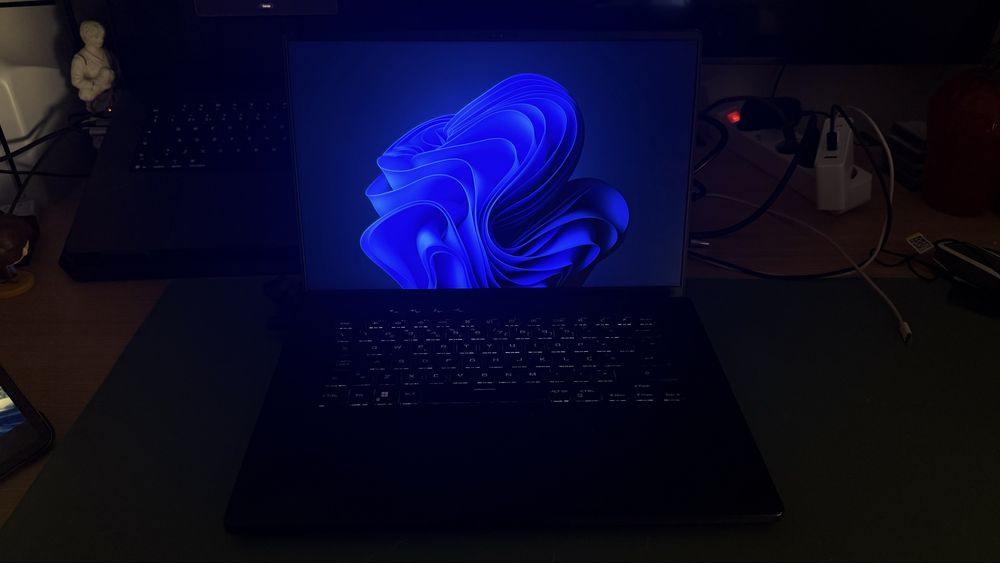 Asus ROG Zephyrus M16 (i9, 32GB RAM)