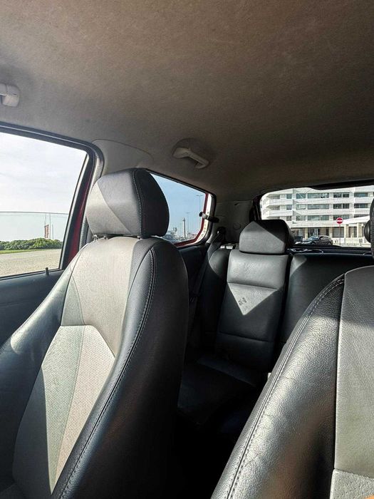 Fiat Punto 1.2 16V – Kit Abarth – Bom Estado!