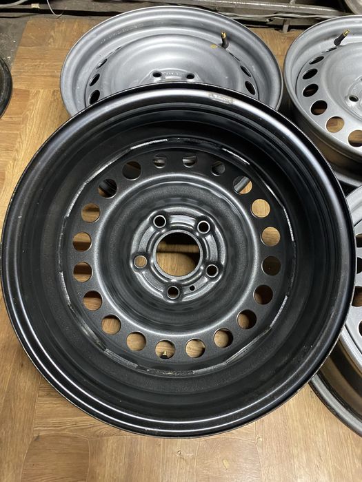 Діски 5 114.3R15 Renault