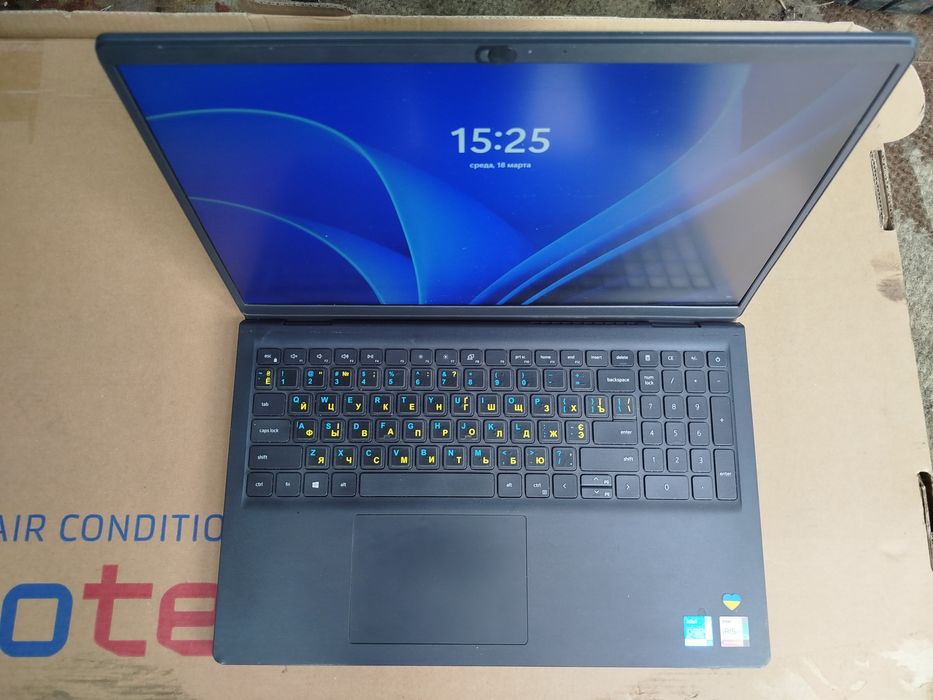 Продам Ноутбук Dell Inspiron 3511