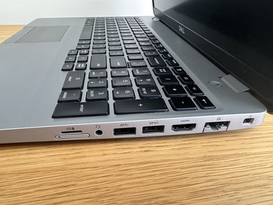 Laptop Dell Latitude 5510 i5-10310U 8GB Ram 256 GB win 11