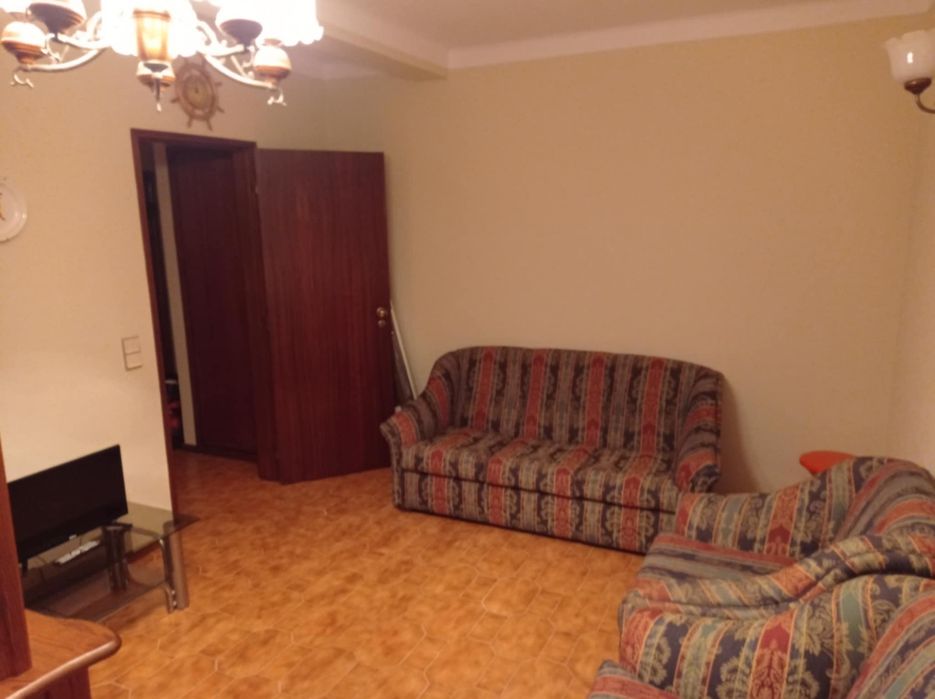 Quarto individual com despesas incluídas