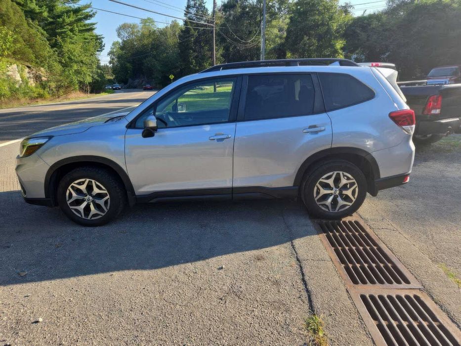 Subaru Forester Premium      2019