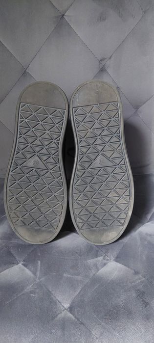 Високі жіночі кеди