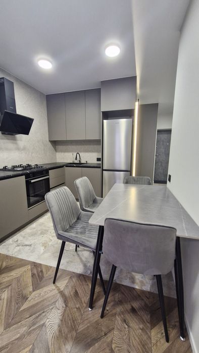 Оренда сучасної квартири з новим ремонтом у престижній новобудові