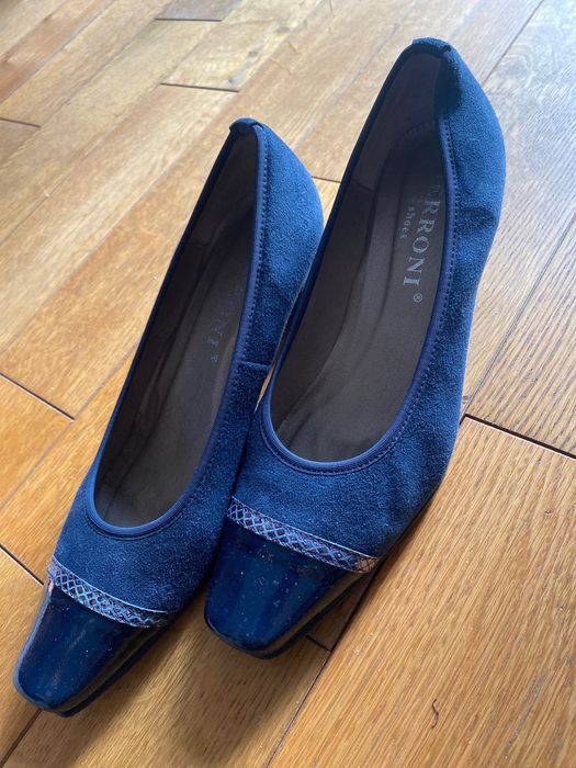 Damskie buty na niskim obcasie