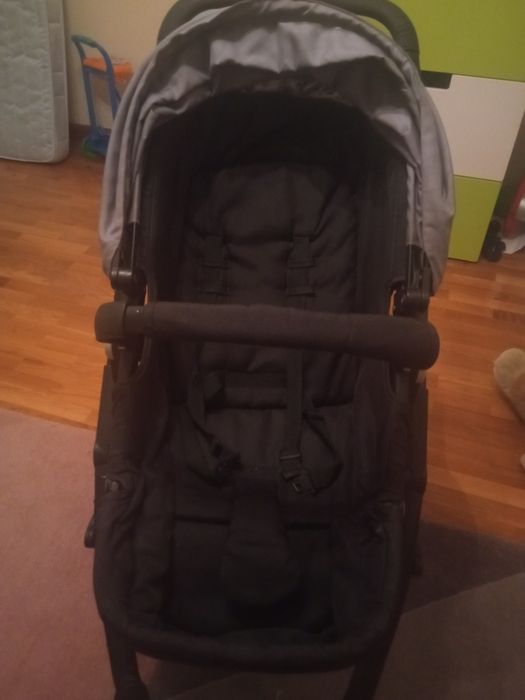 Vendo carrinho de passeio .