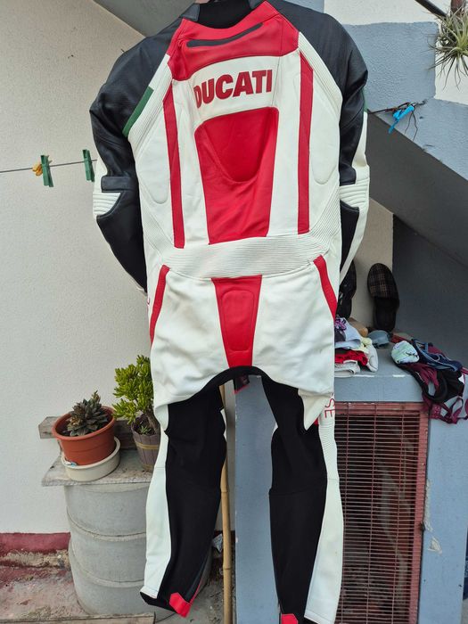 Fato completo dainese ducati
