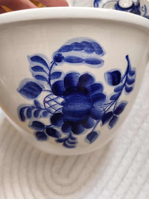 Набор посуды, Буды