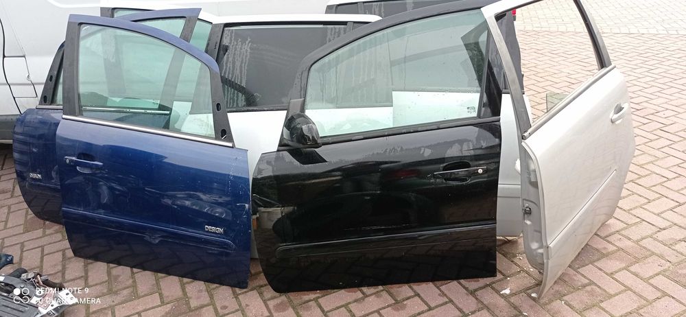 Opel Zafira B drzwi Z21 B Z20R biały Części inne różne