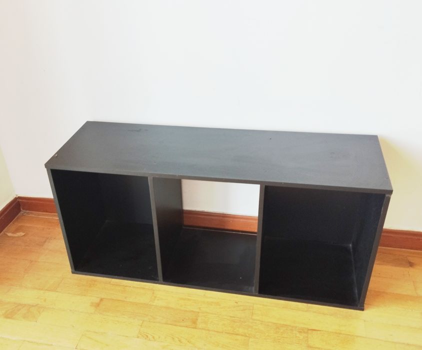 ESTANTE PRETA - pode usar vertical ou horizontal