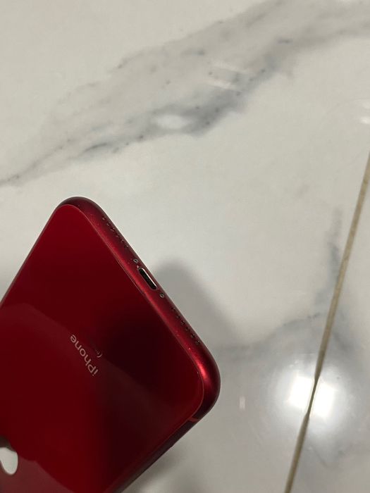 Продаю iPhone XR 128 gb
