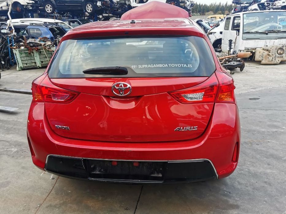 Peças Toyota Auris 1.4 D4D do ano 2014